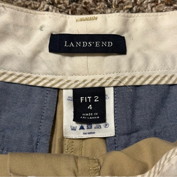 Lands End Women's Khaki Chino Shorts Size 4 EUC 7" Inseam - Picture 3 of 4